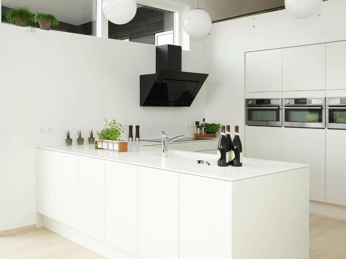 Five-Bedroom Holiday Home In Lokken 3 Exterior photo